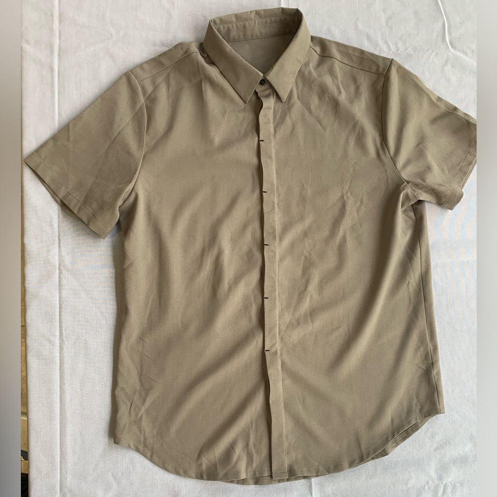 SHEIN Men Khaki Color button up top
